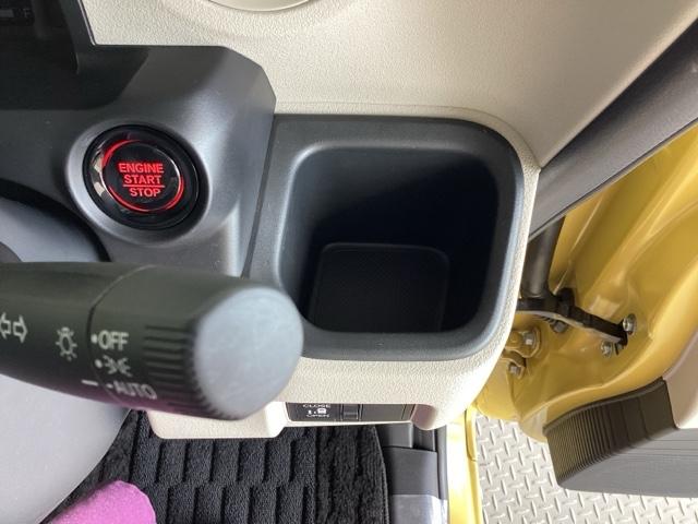 ファッションスタイル　試乗車／２トーンカラー／ファッションスタイル／ＥＴＣ／純正ナビ／バックモニター／ホンダセンシング　車線逸脱　追従走行　電格ミラー　ブレーキサポート　地デジ対応　ＢＴオーディオ　ワンオ－ナ－　Ｄレコ（画像26）