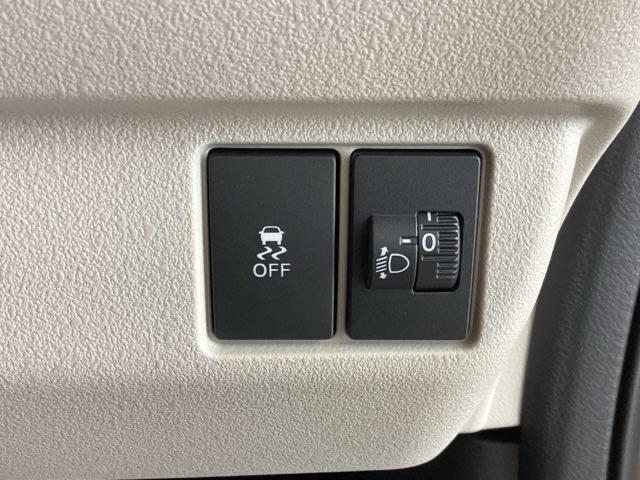 ファッションスタイル　試乗車／２トーンカラー／ファッションスタイル／ＥＴＣ／純正ナビ／バックモニター／ホンダセンシング　車線逸脱　追従走行　電格ミラー　ブレーキサポート　地デジ対応　ＢＴオーディオ　ワンオ－ナ－　Ｄレコ（画像33）