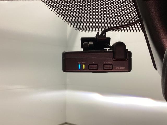 ｅ：Ｇ　試乗車　メモリーナビ　ＥＴＣ　ドラレコ　リアカメラ　Ｂｌｕｅｔｏｏｔｈ　アダプティブクルーズコントロール　バックカメラ　ＬＥＤヘッドライト　オートハイビーム　スマートキー　電動格納式ドアミラー　ＵＳＢ（画像15）