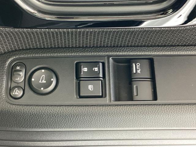 ファン・ターボ　試乗車／ＥＴＣ／純正ナビ／バックモニター／ホンダセンシング　ブレーキサポート　アダクティブクルーズコントロール　レーンキープ　ＡＢＳ　両席エアバック　スマートキー　両側スライドドア　ＡＡＣ　ＵＳＢ（画像21）