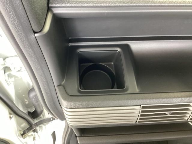 ファン・ターボ　試乗車／ＥＴＣ／純正ナビ／バックモニター／ホンダセンシング　ブレーキサポート　アダクティブクルーズコントロール　レーンキープ　ＡＢＳ　両席エアバック　スマートキー　両側スライドドア　ＡＡＣ　ＵＳＢ（画像32）