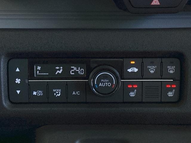 ｅ：Ｇ　試乗車／急速充電ポート／ＥＴＣ／ディスプレイオーディオ／バックモニター／ホンダセンシング　Ｂｌｕｅｔｏｏｔｈ　アダプティブクルーズコントロール　バックカメラ　ＬＥＤヘッドライト　パーキングセンサー（画像18）