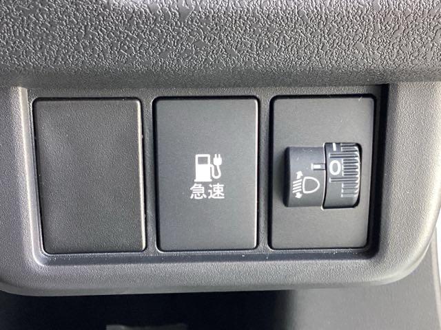 ｅ：Ｇ　試乗車／急速充電ポート／ＥＴＣ／ディスプレイオーディオ／バックモニター／ホンダセンシング　Ｂｌｕｅｔｏｏｔｈ　アダプティブクルーズコントロール　バックカメラ　ＬＥＤヘッドライト　パーキングセンサー（画像32）