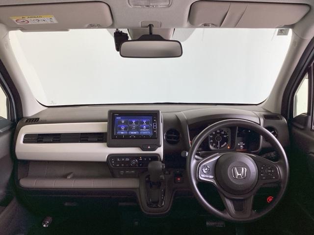 Ｌ　ＥＴＣ／純正ナビ／バックモニター／ホンダセンシング　ベンチシ－ト　車線維持支援システム　Ｗエアバッグ　衝突軽減装置　アダプティブクルコン　ＡＡＣ　整備記録簿　Ｂカメ　ＬＥＤヘッドライト　ＵＳＢポート（画像2）