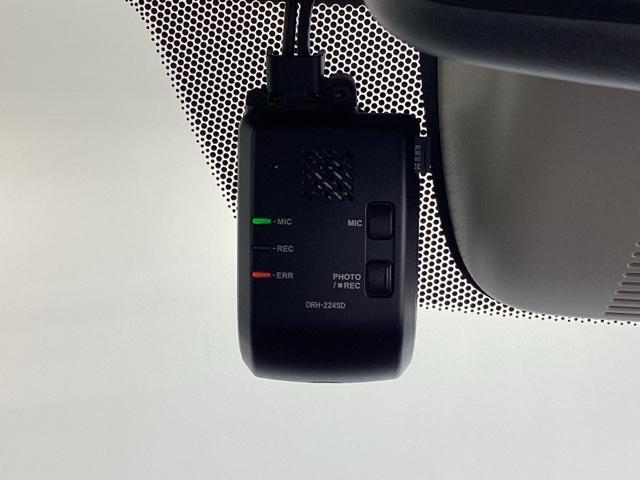 Ｌ　ＥＴＣ／純正ナビ／バックモニター／ホンダセンシング　ベンチシ－ト　車線維持支援システム　Ｗエアバッグ　衝突軽減装置　アダプティブクルコン　ＡＡＣ　整備記録簿　Ｂカメ　ＬＥＤヘッドライト　ＵＳＢポート（画像13）