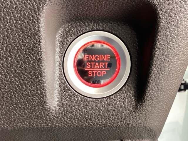Ｌ　ＥＴＣ／純正ナビ／バックモニター／ホンダセンシング　ベンチシ－ト　車線維持支援システム　Ｗエアバッグ　衝突軽減装置　アダプティブクルコン　ＡＡＣ　整備記録簿　Ｂカメ　ＬＥＤヘッドライト　ＵＳＢポート（画像32）
