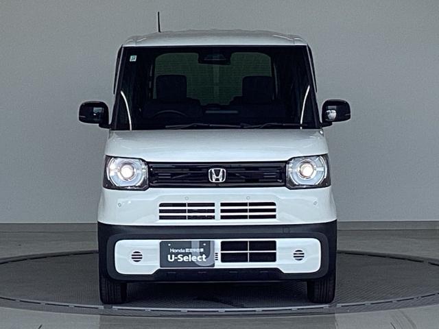 ベースグレード　ＥＴＣ／純正ナビ／バックモニター／ホンダセンシング　運転席シートヒーター　衝突被害軽減ブレーキ　スマ－トキ－　エアコン　横滑り防止機能　Ｒカメラ　ベンチシート　ＬＥＤ　キーレス　フルセグＴＶ　ナビＴＶ（画像4）