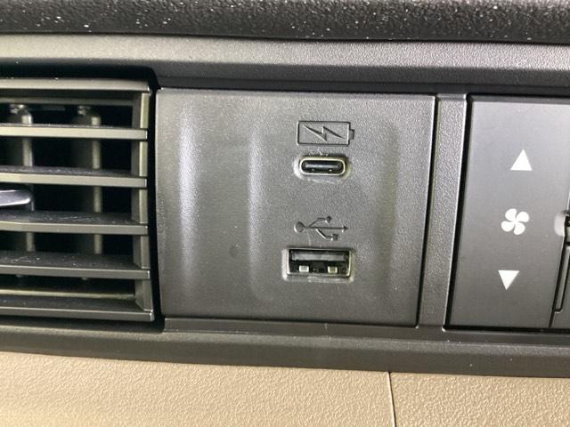 ベースグレード　ＥＴＣ／純正ナビ／バックモニター／ホンダセンシング　運転席シートヒーター　衝突被害軽減ブレーキ　スマ－トキ－　エアコン　横滑り防止機能　Ｒカメラ　ベンチシート　ＬＥＤ　キーレス　フルセグＴＶ　ナビＴＶ（画像27）