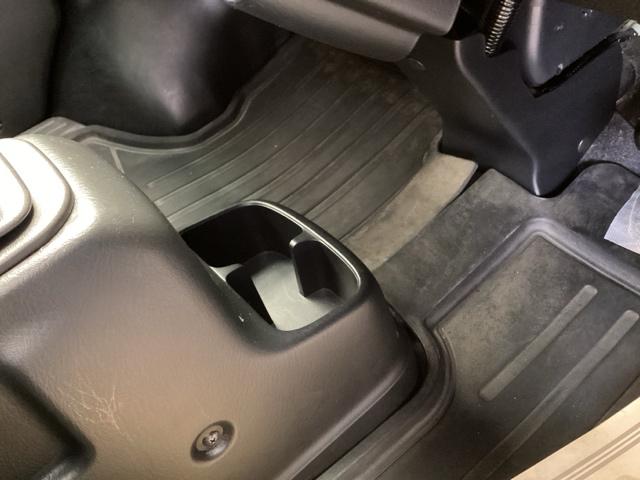 Ｇ　ＡＭ／ＦＭ付きＣＤチューナー　キーレスエントリー　ドライブレコーダー　Ｐウインドウ　運転席エアバッグ　ＡＢＳ付　ドラレコ　エアコン　両側スライドドア　パワーステアリング　キーレス付　助手席エアバック（画像12）