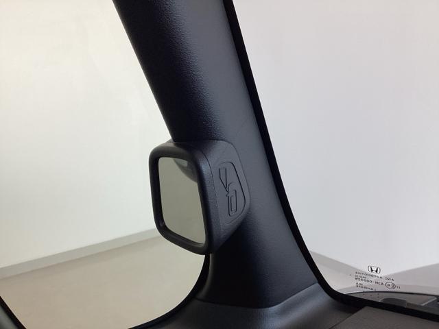 ベースグレード　試乗車／純正ナビゲーション／純正ドライブレコーダー　ｂｌｕｅｔｏｏｔｈ　レーダーブレーキ　ベンチシ－ト　レーダークルーズコントロール　セキュリティアラーム　キーレスエントリー　フルセグテレビ　ナビＴＶ（画像30）