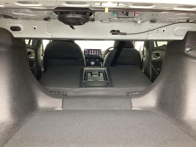 ｅ：ＨＥＶホンダセンシング３６０＋　試乗車／グーグル搭載１２．３インチホンダコネクトディスプレイ／ＢＯＳＥプレミアムサウンドシステム　ワンオーナー　全方位モニター　クリアランスソナー　ＬＥＤヘッドランプ　フルセグＴＶ　ＵＳＢ　本革シート（画像9）