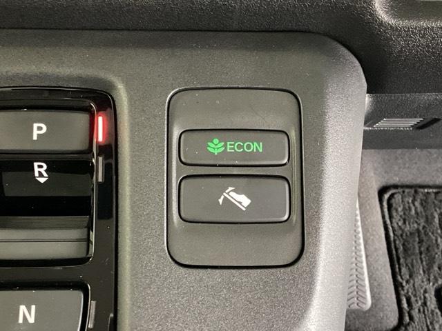 ｅ：Ｌ　急速充電／試乗車／ＥＴＣ／純正ナビ／バックモニター／ホンダセンシング　ＡＣＣ　レーンアシスト　クリアランスソナー　Ｂｌｕｅｔｏｏｔｈ　ＬＥＤヘッド　Ｂカメラ　フルセグＴＶ　衝突軽減ブレーキ　ＡＡＣ（画像32）
