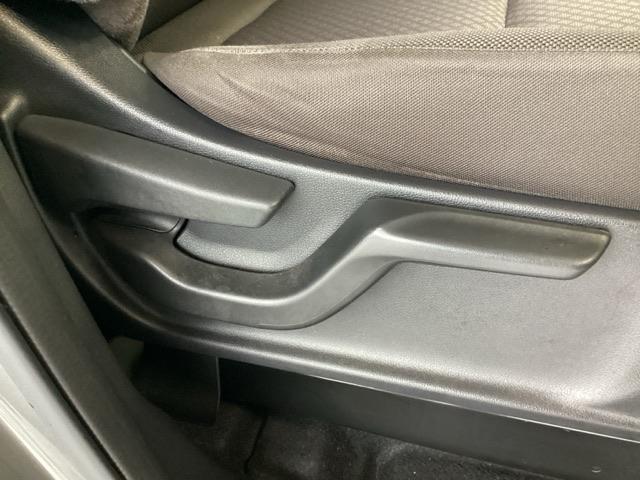 ハイブリッド・Ｇホンダセンシング　ＥＴＣ／純正ナビ／バックモニター／ホンダセンシング　両側パワ－スライドドア　パワーウインド　運転席エアバッグ　Ｂｌｕｅｔｏｏｔｈオーディオ　車線逸脱　地デジチューナー　ＬＥＤヘットライト　ＤＶＤ再生（画像26）