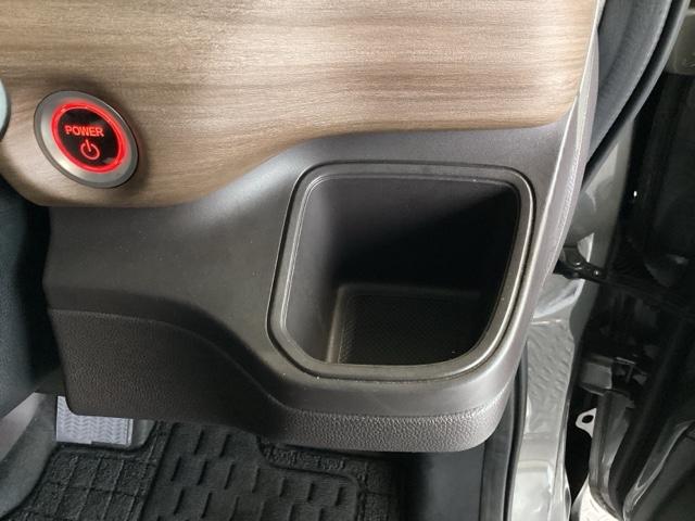 ハイブリッド・Ｇホンダセンシング　ＥＴＣ／純正ナビ／バックモニター／ホンダセンシング　両側パワ－スライドドア　パワーウインド　運転席エアバッグ　Ｂｌｕｅｔｏｏｔｈオーディオ　車線逸脱　地デジチューナー　ＬＥＤヘットライト　ＤＶＤ再生（画像28）