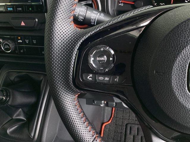 ＲＳ　６ＭＴ／ＥＴＣ／純正ナビ／バックモニター／ホンダセンシング　地デジフルセグ　助手席エアバッグ　電動格納式ドアミラー　ナビ＆ＴＶ　ＵＳＢポート　ＢＴオーディオ　ＶＳＡ　スマキー　キーフリー　シートＨ（画像25）