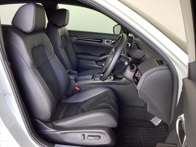 ＲＳ　試乗車／６ＭＴ／ＥＴＣ／純正ナビ／バックモニター／ホンダセンシング／ＢＯＳＥプレミアムサウンド／レブマッチシステム　横滑り防止　オートエアコン　ＡＢＳ　ＢＴ接続　電動シ－ト　ドラレコ　レーンキープ（画像8）
