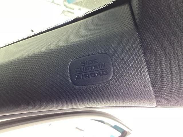 ＲＳ　試乗車／６ＭＴ／ＥＴＣ／純正ナビ／バックモニター／ホンダセンシング／ＢＯＳＥプレミアムサウンド／レブマッチシステム　横滑り防止　オートエアコン　ＡＢＳ　ＢＴ接続　電動シ－ト　ドラレコ　レーンキープ（画像24）