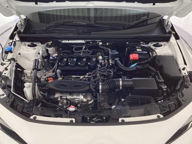 ＲＳ　試乗車／６ＭＴ／ＥＴＣ／純正ナビ／バックモニター／ホンダセンシング／ＢＯＳＥプレミアムサウンド／レブマッチシステム　横滑り防止　オートエアコン　ＡＢＳ　ＢＴ接続　電動シ－ト　ドラレコ　レーンキープ（画像38）