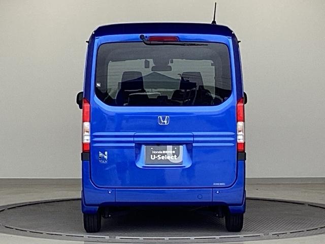 ファン　純正ディスプレイオーディオ／純正ドライブレコーダー／純正ＥＴＣ車載器　ＥＴＣ付き　Ｂカメラ　ブルートゥース　バックソナー　ＬＥＤライト　電格ミラー　盗難防止装置　パワーウィンドウ　ＥＳＣ　ドラレコ（画像6）