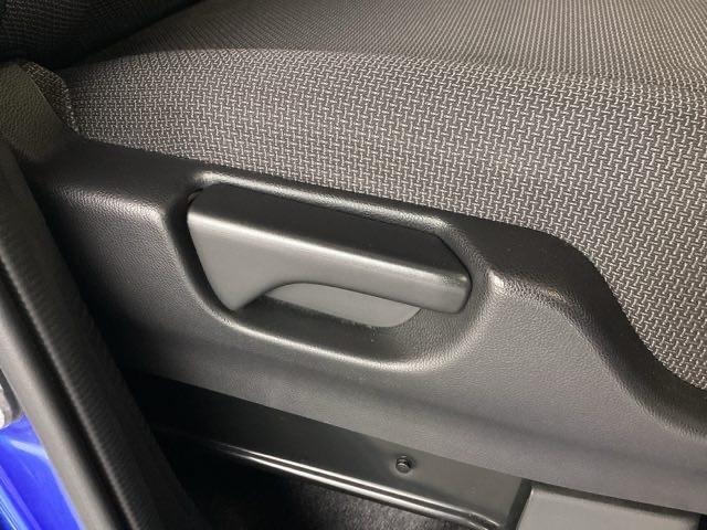 ファン　純正ディスプレイオーディオ／純正ドライブレコーダー／純正ＥＴＣ車載器　ＥＴＣ付き　Ｂカメラ　ブルートゥース　バックソナー　ＬＥＤライト　電格ミラー　盗難防止装置　パワーウィンドウ　ＥＳＣ　ドラレコ（画像22）