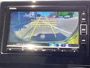 Ｌ・ターボホンダセンシング　純正メモリーナビＬＥＤライト　前後ブレーキサポート　ＥＴＣ車載器　サイドエアバック　セキュリティアラーム　ターボエンジン　バックモニター　シートヒータ　オートクルーズ　スマキ－　ＡＡＣ　ソナー　ＡＢＳ（12枚目）