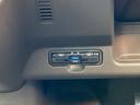 L 運転席X助手席シートヒーター LEDヘッドライト+オートリトラミラー Pセンサー ワンオーナー バックカメラ ベンチシート 盗難防止システム ABS スマートキー サイドカーテンエアバック クルコン(14枚目)