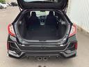 ハッチバック　トップロードサンルーフナビ装着用スペシャルパッケージ＋ＥＴＣ車載器ＬＥＤヘッドライトＨｏｎｄａＳＥＮＳＩＮＧ渋滞追従機能レザーインテリア　追突軽減ブレーキ　盗難防止装置　Ｂモニター　整備記録簿　ＡＡＣ（41枚目）