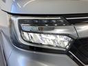 LEDヘッドライト(右側)です