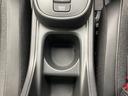 ドリンクボケット装備、小物入れにもなって便利です