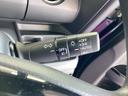【オートライト(AUTO)】外の明るさをシステムが感知して、自動でヘッドライトが点灯します。ヘッドライトつけ忘れを防ぐ便利機能です