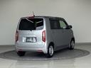 バックカメラが付いているのでバックでの車庫入れも安心です。