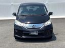 【HID】ディスチャージヘッドライトが装備されています。夜間走行時や雨の日に明るく安全に前方を照らすことが出来ます。対向車からも見えやすいので相手に接近を知らせることも出来ます。