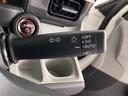 【オートライト（ＡＵＴＯ）】外の明るさをシステムが感知して、自動でヘッドライトが点灯します！ヘッドライトをつけ忘れを防ぐ便利機能です