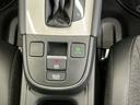 パーキングブレーキはスマートな電子制御式と合わせて渋滞時等にブレーキペダルから足を離しても停車状態を保持してくれるオートブレーキホールド機能で運転が楽になります。スタートはアクセルペダルを踏むだけ