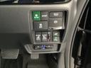 ビルトインタイプの【ＥＴＣ】で見た目もスッキリ。高速道路の利用にとても便利です。【パーキングセンサー】駐車や出庫時にクルマの前後の障害を検知し、音とディスプレイでお知らせします。