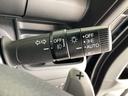【オートライト(AUTO)】外の明るさをシステムが感知して、自動でヘッドライトが点灯します!ヘッドライトをつけ忘れを防ぐ便利機能です