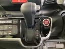 発進時から滑らかに加速する無段階変速のＣＶＴはストップ＆ゴーの多い街の中も快適です