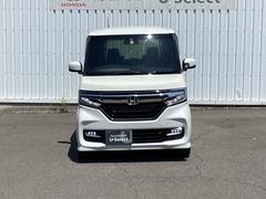 ＬＥＤヘッドライト＆ＬＥＤフォグライトを装備しています。ＬＥＤヘッドライトはとても明るく、雨の日や夜間走行も安全・安心です。オートライトコントロール付きで周囲の明るさに応じて自動で点灯・消灯します。 6