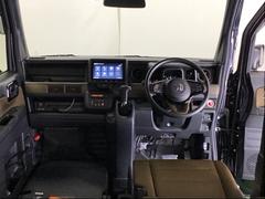 �ɥ饤�С����濴�˼����˼꤬�Ϥ����֤ˣ��ԥ��쥯�ȥ�С��䥨�������͡��������å��ʤɤ����֡��������ͥ��Ƥ��ޤ� 2