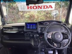 �ե���ȥ��饹���礭�����磻�ɤʻ볦�Ǳ�ž�⤷�䤹���ʤ�褦�ˡ��߷פ���Ƥ��ޤ��� 3