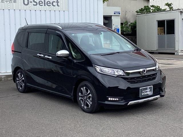 フリード＋ クロスター　純正メモリーナビＬＥＤライト　キーレス　横滑り防止　禁煙車　両側電動ドア　フルセグＴＶ　ＵＳＢ　Ｒカメ　カーテンエアバック　ドラレコ　オートクルーズコントロール　アイドリングストップ　イモビライザー（7枚目）