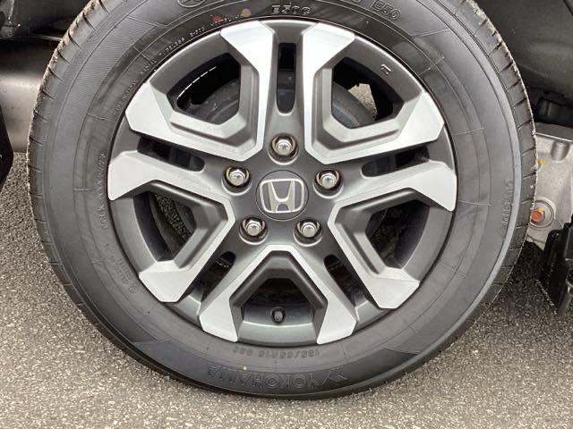 フリード＋ クロスター　純正メモリーナビＬＥＤライト　キーレス　横滑り防止　禁煙車　両側電動ドア　フルセグＴＶ　ＵＳＢ　Ｒカメ　カーテンエアバック　ドラレコ　オートクルーズコントロール　アイドリングストップ　イモビライザー（20枚目）