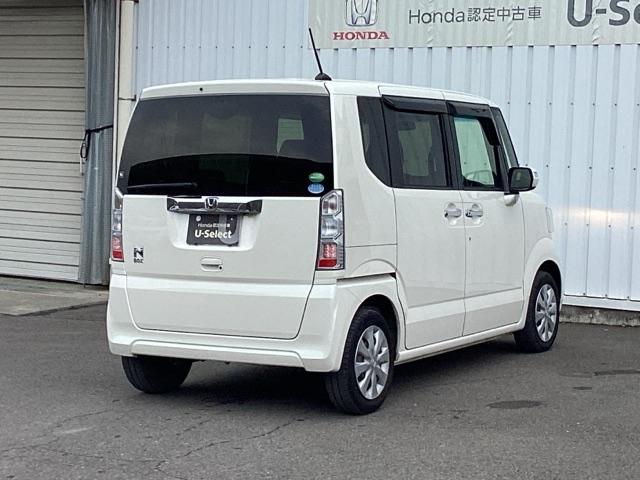 Ｎ－ＢＯＸ Ｇ・Ｌパッケージ　純正メモリーナビリヤカメラ　アイドリングＳＴ　盗難防止　プッシュスタートスマートキー　ナビＴＶ　バックモニタ　オートエアコン　キーレスエントリー　横滑防止　Ｗエアバック　ベンチシート　パワステ　ＥＴＣ（8枚目）