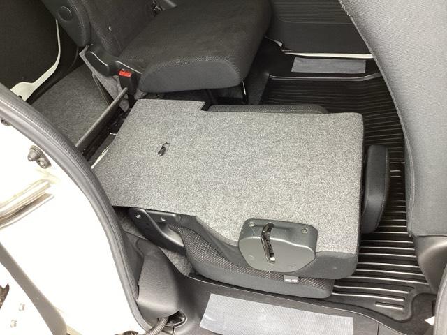 Ｎ－ＢＯＸ Ｇ・Ｌパッケージ　純正メモリーナビリヤカメラ　アイドリングＳＴ　盗難防止　プッシュスタートスマートキー　ナビＴＶ　バックモニタ　オートエアコン　キーレスエントリー　横滑防止　Ｗエアバック　ベンチシート　パワステ　ＥＴＣ（23枚目）