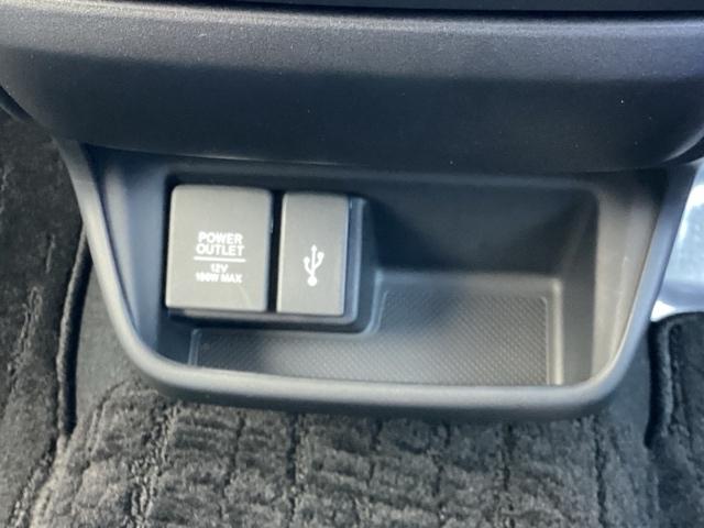 フリード＋ハイブリッド ハイブリッドＧ　純正メモリーナビＬＥＤライト　ＵＳＢ　横滑り防止装置　カーテンエアバック　バックモニター　オートクルーズコントロール　フルセグテレビ　両側自動ドア　ドライブレコーダー　スマ－トキ－　シートヒーター（31枚目）