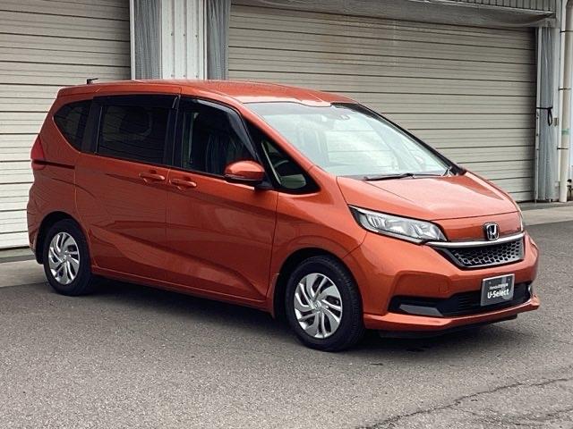 フリード Ｇ・ホンダセンシング　ナビ装着用スペシャルパッケージ＋ＥＴＣ車載器（ナビ連動）　両電動スライドドア　エコアイドル　Ｂモニター　横滑り防止機能　Ｄレコ　セキュリティ　スマ－トキ－　ナビ＆ＴＶ　キーレス　クルーズＣ　ＵＳＢ（7枚目）