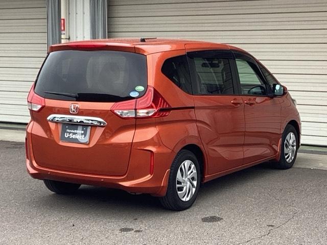 フリード Ｇ・ホンダセンシング　ナビ装着用スペシャルパッケージ＋ＥＴＣ車載器（ナビ連動）　両電動スライドドア　エコアイドル　Ｂモニター　横滑り防止機能　Ｄレコ　セキュリティ　スマ－トキ－　ナビ＆ＴＶ　キーレス　クルーズＣ　ＵＳＢ（8枚目）
