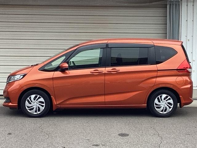 フリード Ｇ・ホンダセンシング　ナビ装着用スペシャルパッケージ＋ＥＴＣ車載器（ナビ連動）　両電動スライドドア　エコアイドル　Ｂモニター　横滑り防止機能　Ｄレコ　セキュリティ　スマ－トキ－　ナビ＆ＴＶ　キーレス　クルーズＣ　ＵＳＢ（10枚目）