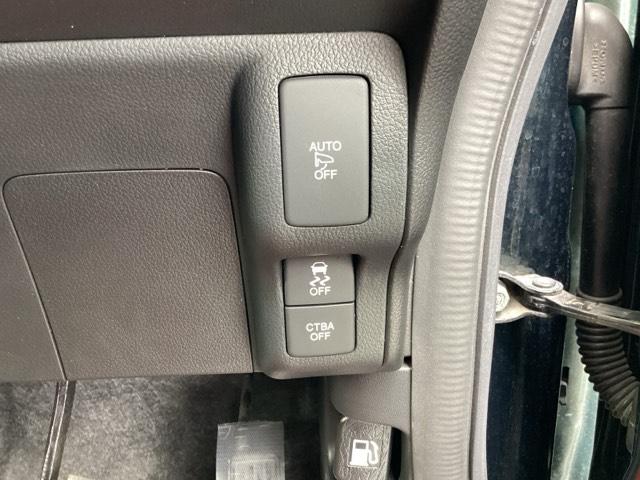 Ｎ－ＢＯＸカスタム ＧターボＳＳパッケージ　ナビ装着用スペシャルパッケージ＋ＥＴＣ車載器（ナビ連動）オートエアコン（プラズマクラスター搭載）　ＥＣＯＮ　Ｂモニター　スマートエントリー　ＶＳＡ　盗難防止システム　ＡＡＣ　ナビＴＶ　パワステ　ＤＶＤ（29枚目）