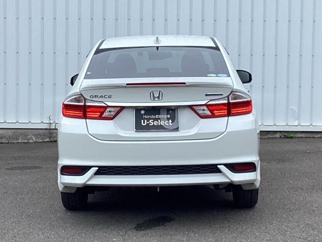 グレイス ハイブリッドＬＸ・ホンダセンシング　ナビ装着用スペシャルパッケージ＋ＥＴＣ車載器（ナビゲーション連動）ＬＥＤヘッドライト（インラインタイプ）（ハイ／ロービーム、オートレベリング機構付）　ＬＥＤライト　リアカメラ　ＵＳＢ　横滑り防止（9枚目）
